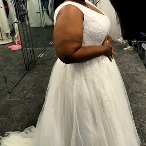 Brand New David Bridal Brand Dress